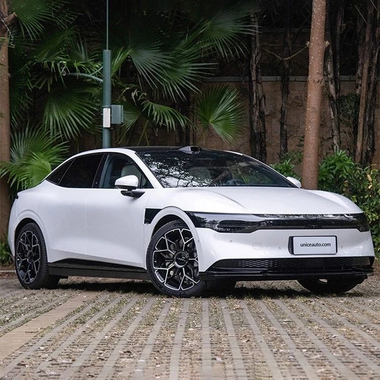  Zeekr 007 Pure Electric Luxury Sedan 